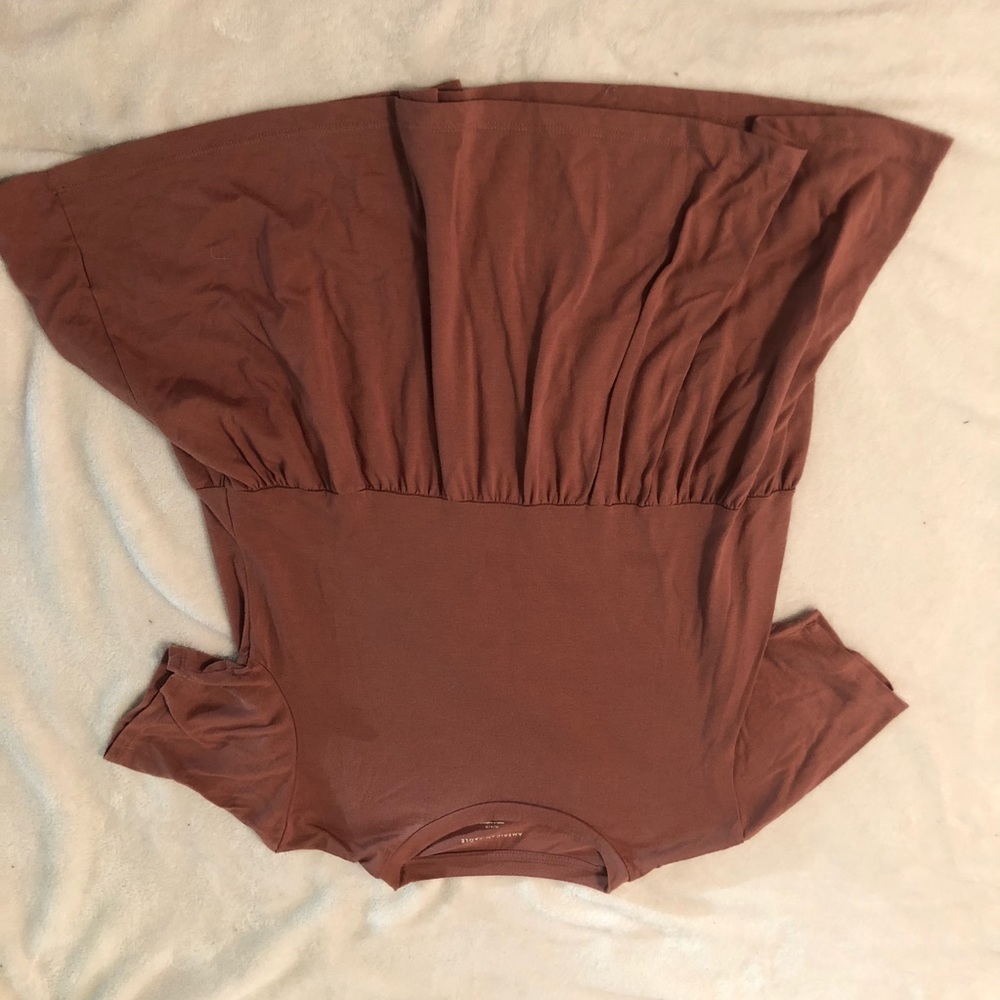 American Eagle Flowy Top